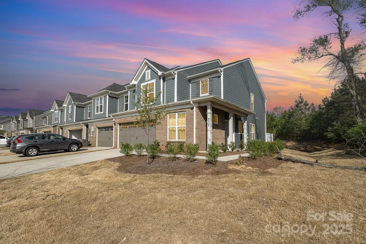 Charlotte Real Estate | View 9031 Odell Corners Boulevard | 3 Beds, 2 Baths