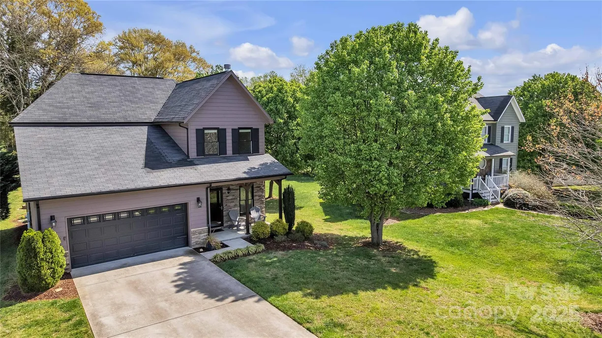 Charlotte Real Estate | View 1650 Berkshire Drive | Listing