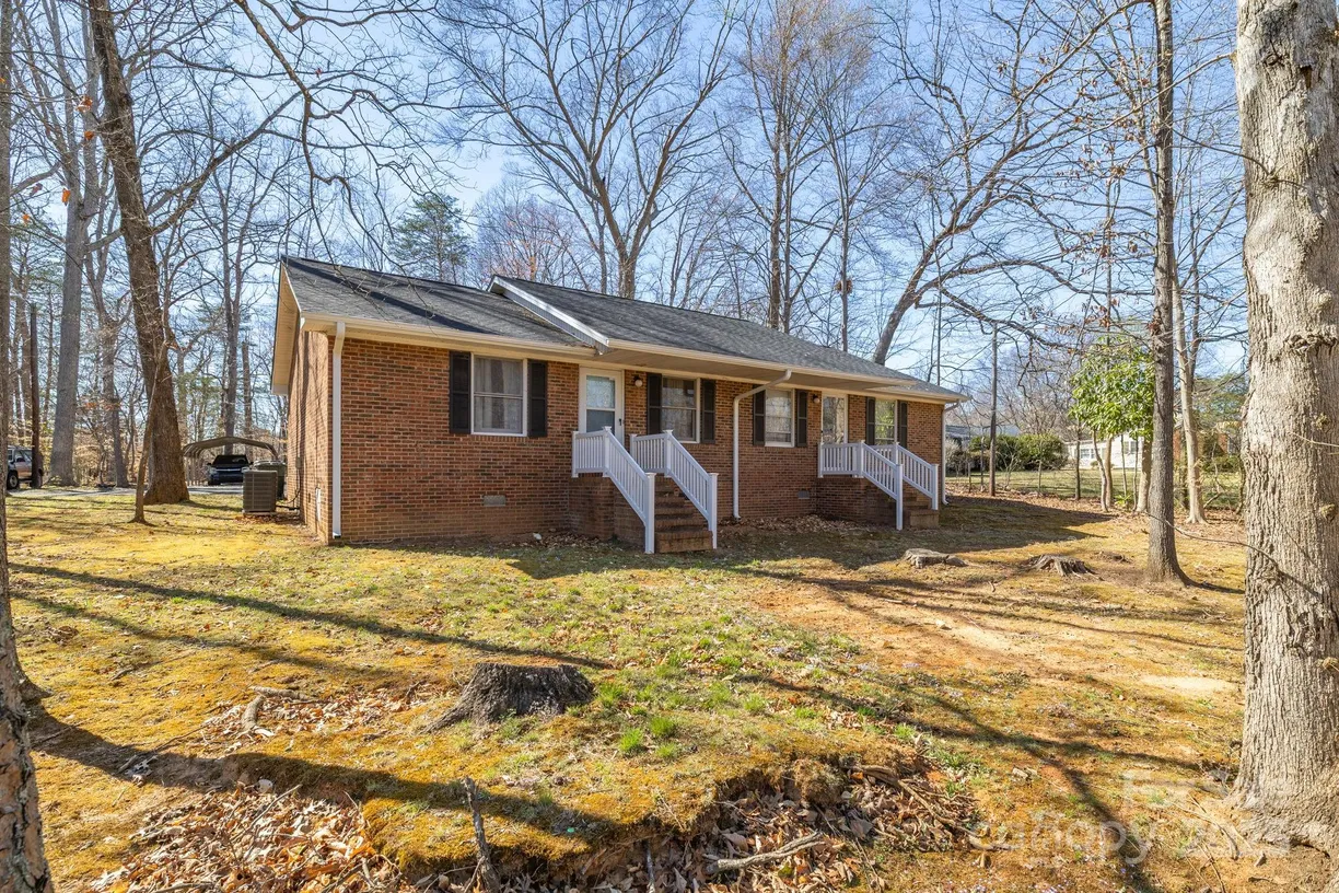 Charlotte Real Estate | View 605 & 607 Franklin Drive | Listing