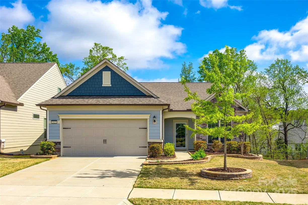 Charlotte Real Estate | View 1625 Carolina Orchards Boulevard | 2 Beds, 2 Baths