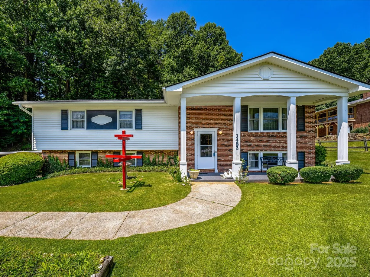 Charlotte Real Estate | View 1482 Island Ford Road | Listing