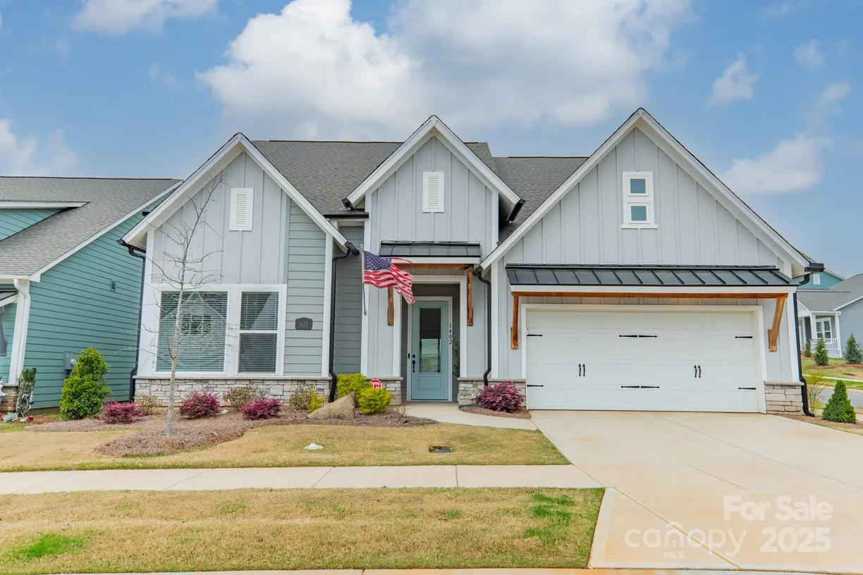 Charlotte Real Estate | View 1402 Encore Lane | 3 Beds, 3 Baths