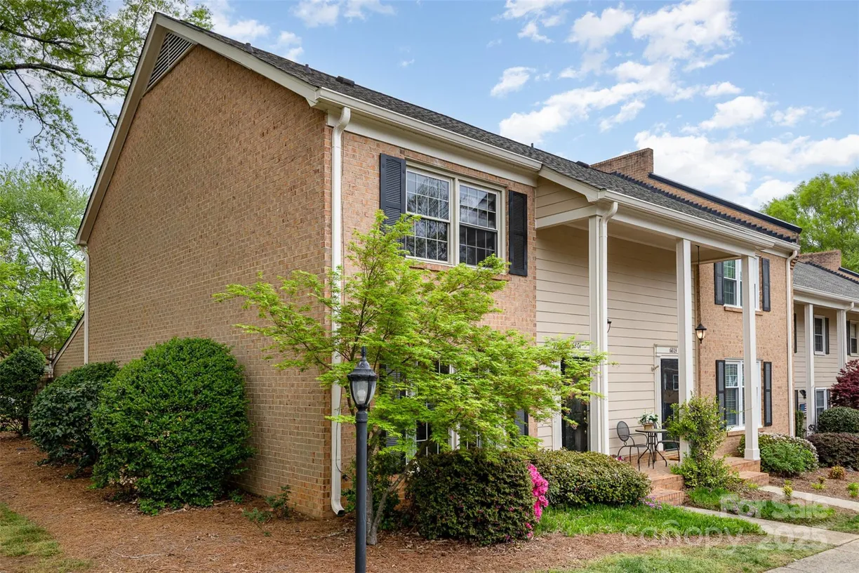 Charlotte Real Estate | View 6801 Dumbarton Drive | Listing