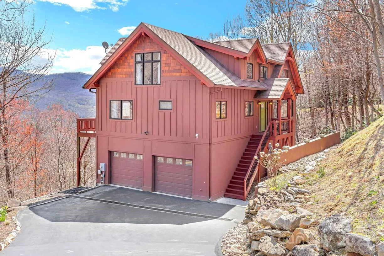 Charlotte Real Estate | View 35 Great Aspen Way | 3 Beds, 3 Baths