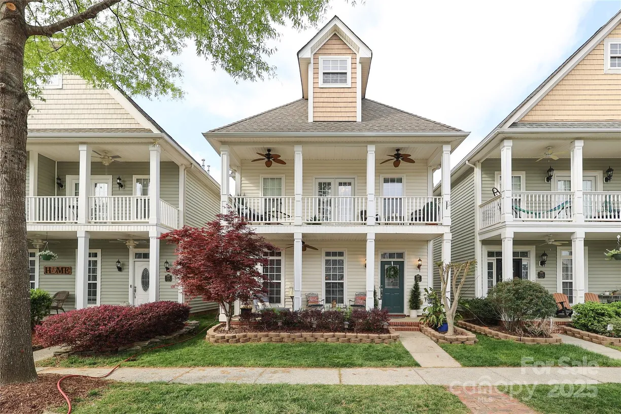 Charlotte Real Estate | View 5121 Alysheba Drive | 3 Beds, 2 Baths
