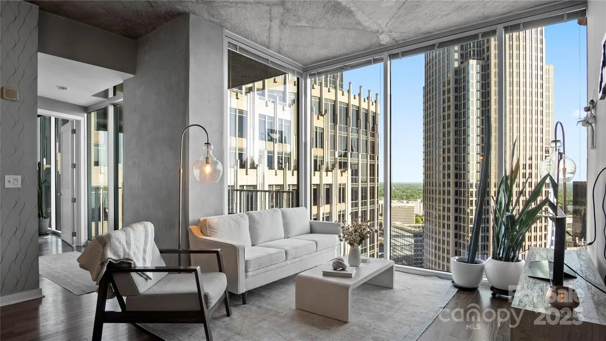 Charlotte Real Estate | View 210 N Church Street, 3507 | 2 Beds, 2 Baths