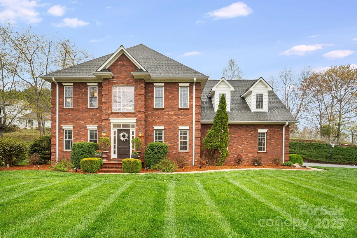 Charlotte Real Estate | View 201 Springwood Drive | Listing