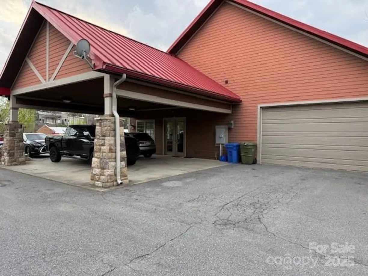 Charlotte Real Estate | View 1216 Asheville Highway | Listing