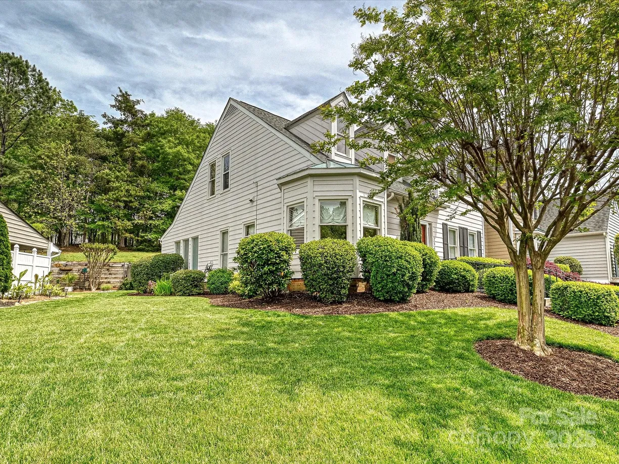 Charlotte Real Estate | View 2516 Middlebridge Lane | Listing