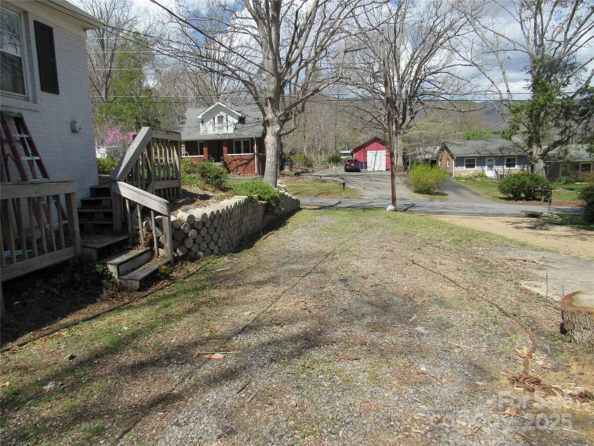 Charlotte Real Estate | View 107 9th Street | Listing