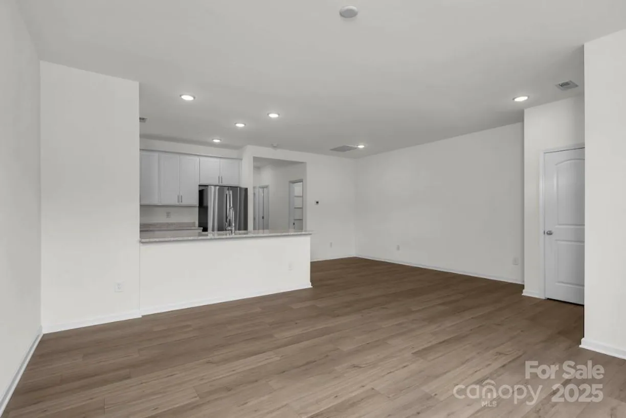Charlotte Real Estate | View 467 Shasta Street, 5104 | Listing