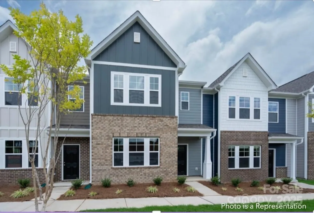 Charlotte Real Estate | View 467 Shasta Street, 5104 | Listing