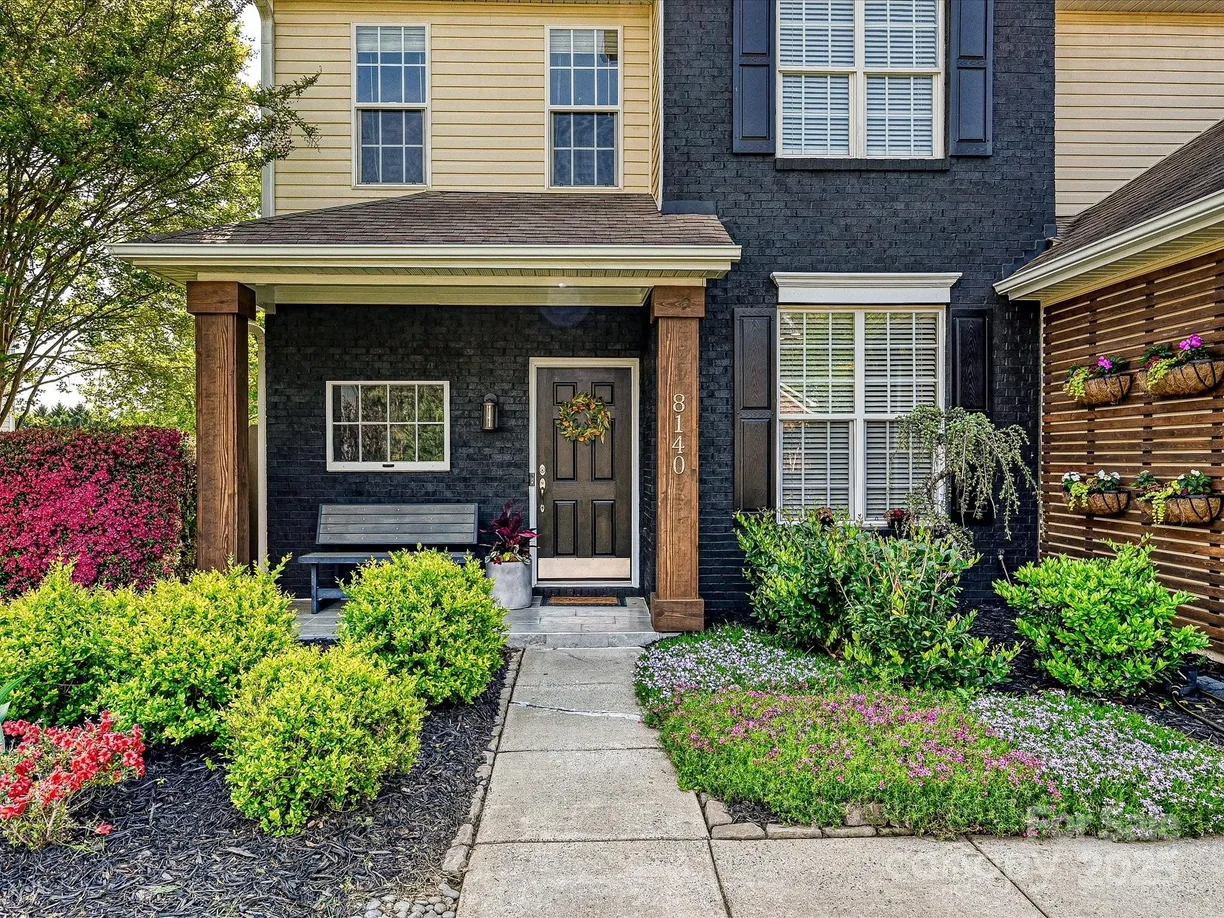 Charlotte Real Estate | View 8140 Laurel Run Drive | Listing