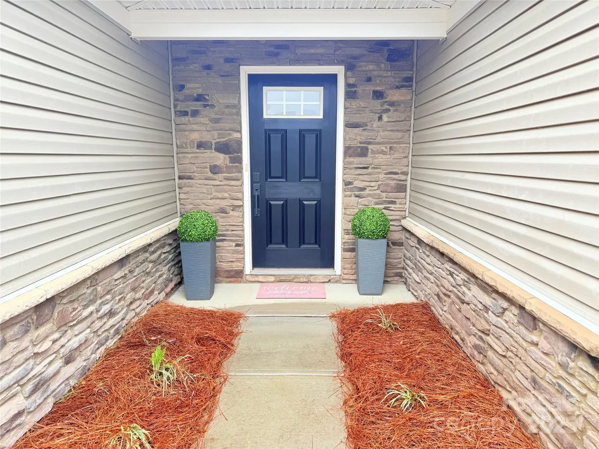 Charlotte Real Estate | View 531 Cherry Blossom Avenue | Listing