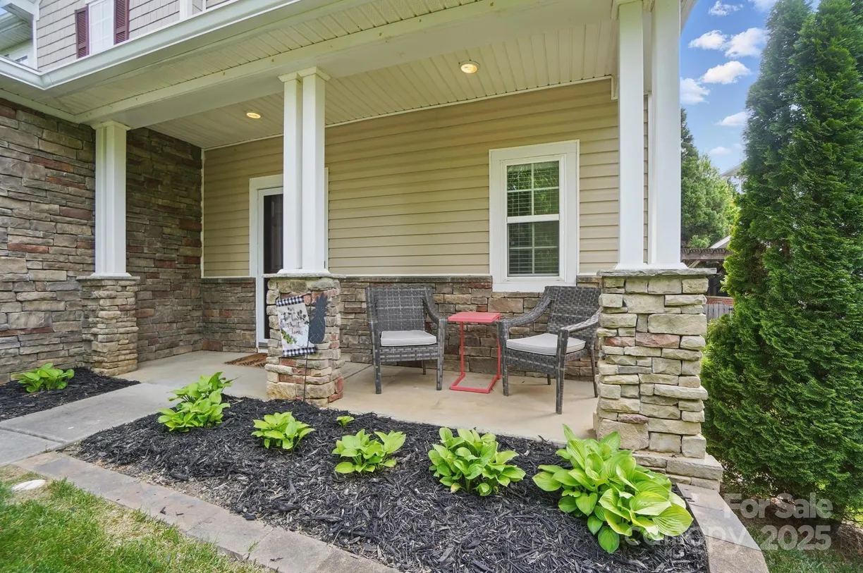Charlotte Real Estate | View 9312 Seamill Road | Listing