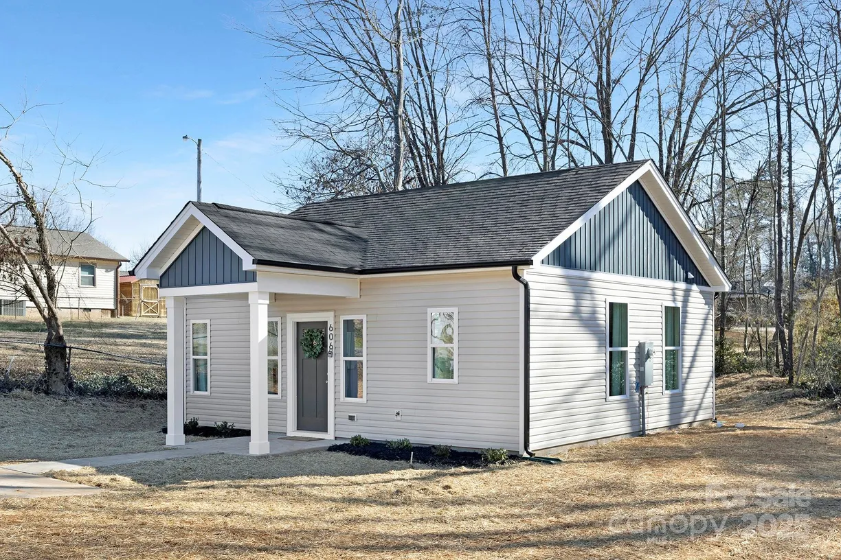Charlotte Real Estate | View 606 S 10th Street | Listing