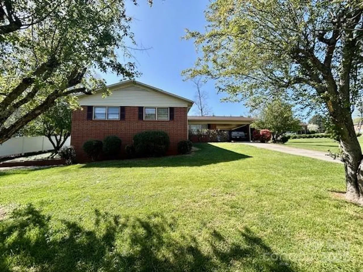 Charlotte Real Estate | View 1026 Garden Street | 3 Beds, 1 Bath