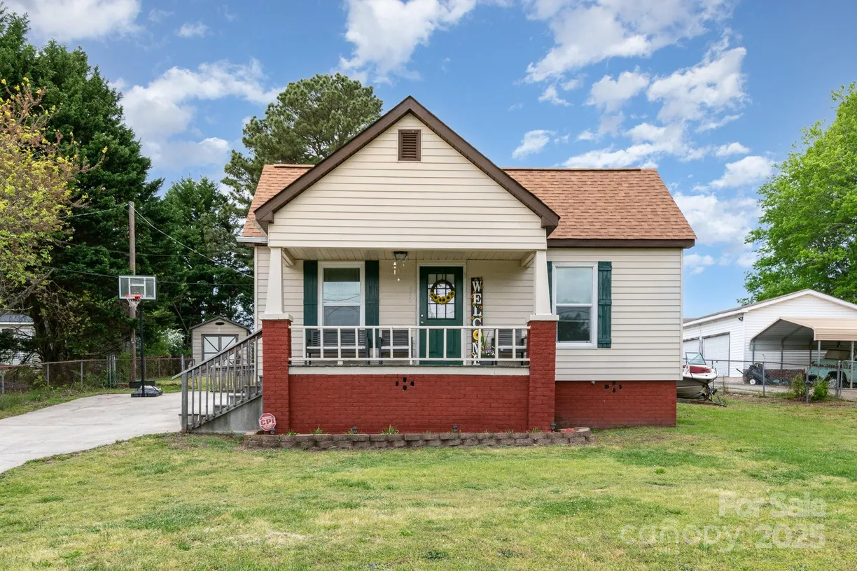 Charlotte Real Estate | View 557 Hunter Avenue | Listing