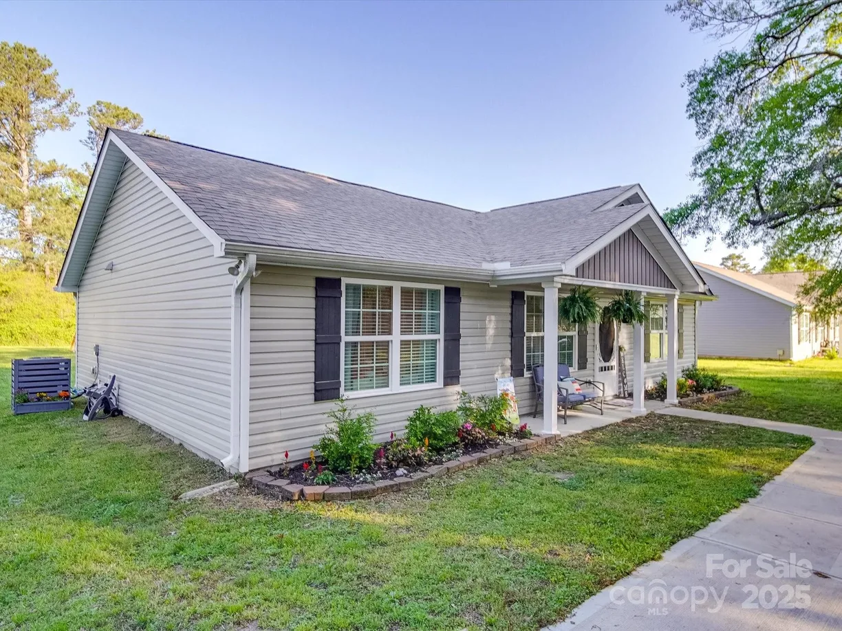 Charlotte Real Estate | View 833 Generation Lane | Listing