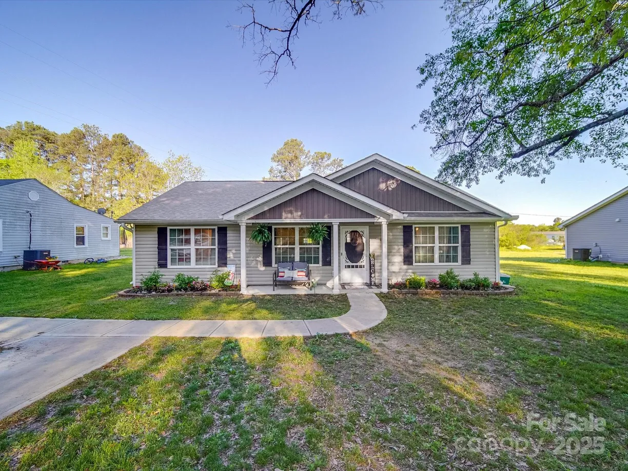 Charlotte Real Estate | View 833 Generation Lane | Listing
