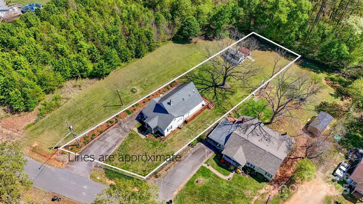 Charlotte Real Estate | View 112 11th Street | Listing