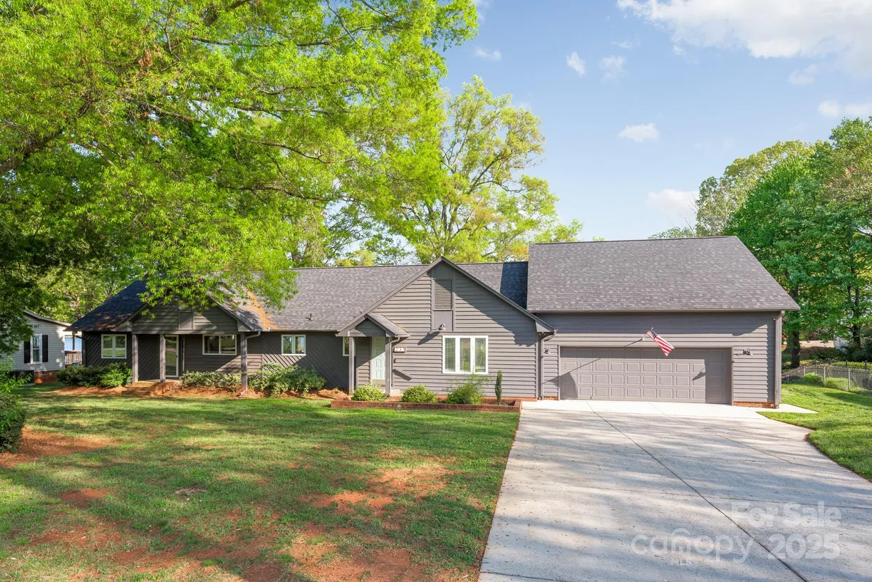 Charlotte Real Estate | View 235 Commodore Loop | 3 Beds, 3 Baths