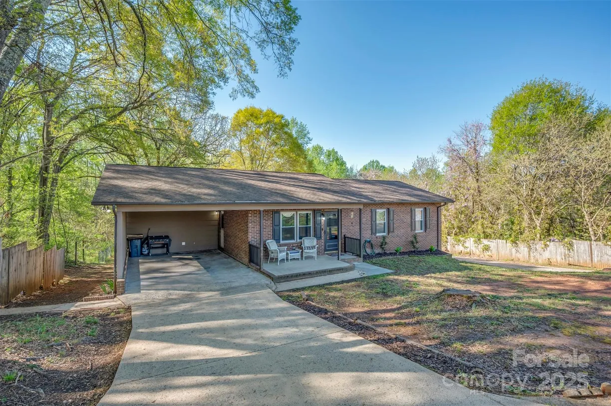 Charlotte Real Estate | View 176 Cliffside Street | Listing
