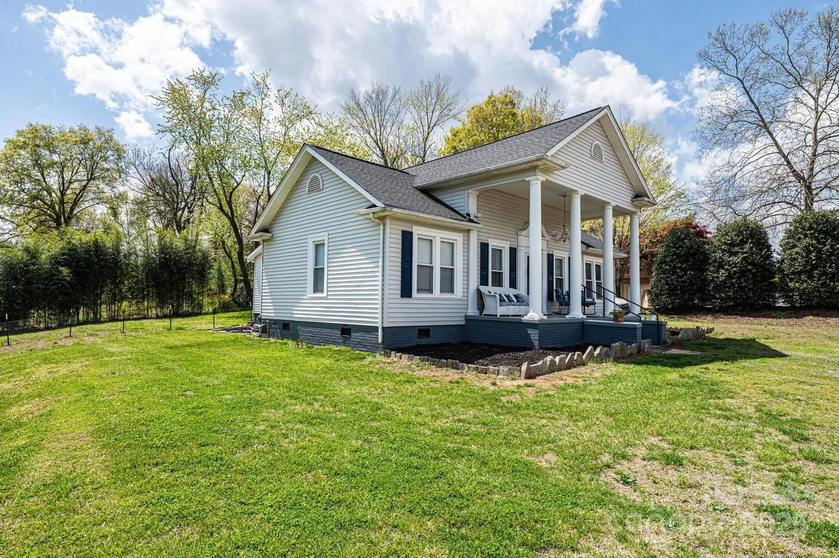 Charlotte Real Estate | View 605 US 70 Highway | Listing