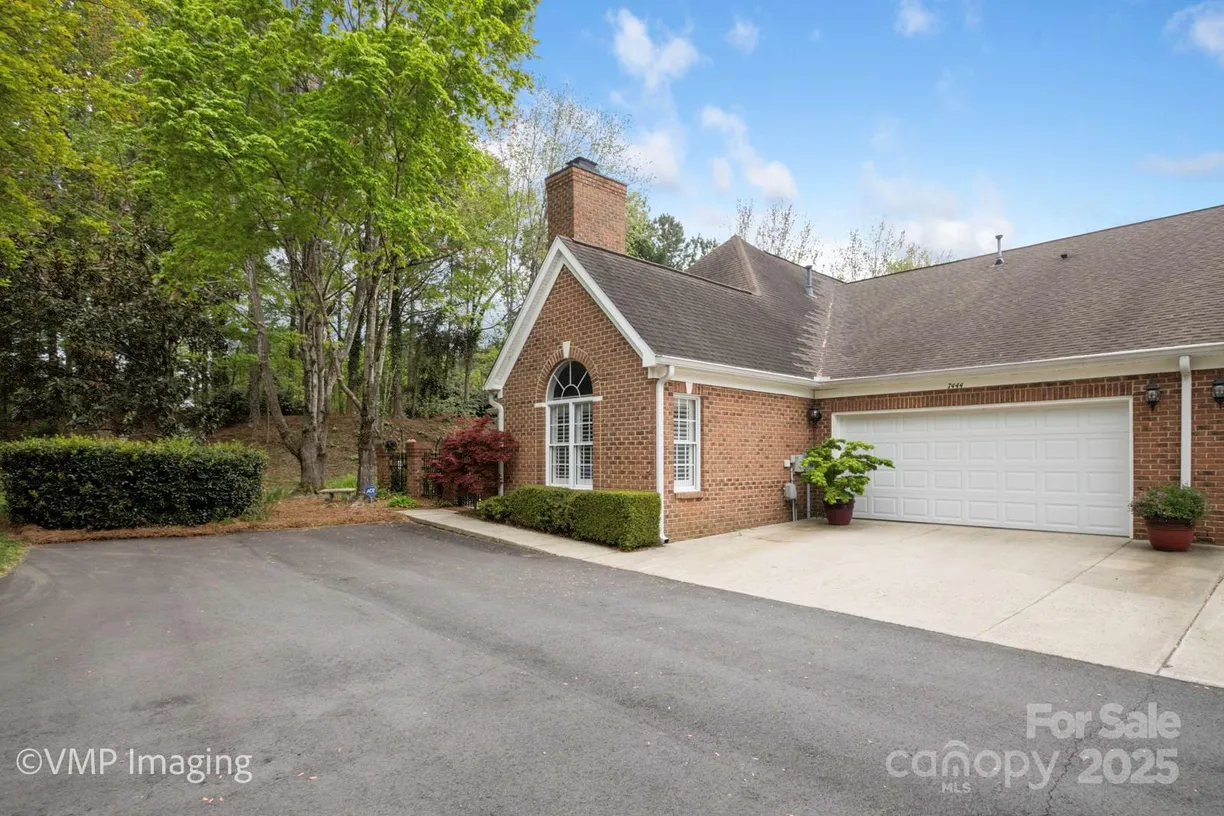 Charlotte Real Estate | View 7444 Hurstbourne Green Drive | Listing