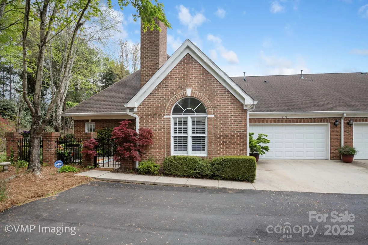 Charlotte Real Estate | View 7444 Hurstbourne Green Drive | Listing