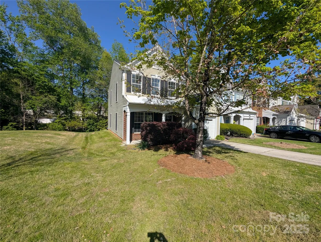 Charlotte Real Estate | View 6846 Beverly Springs Drive | Listing