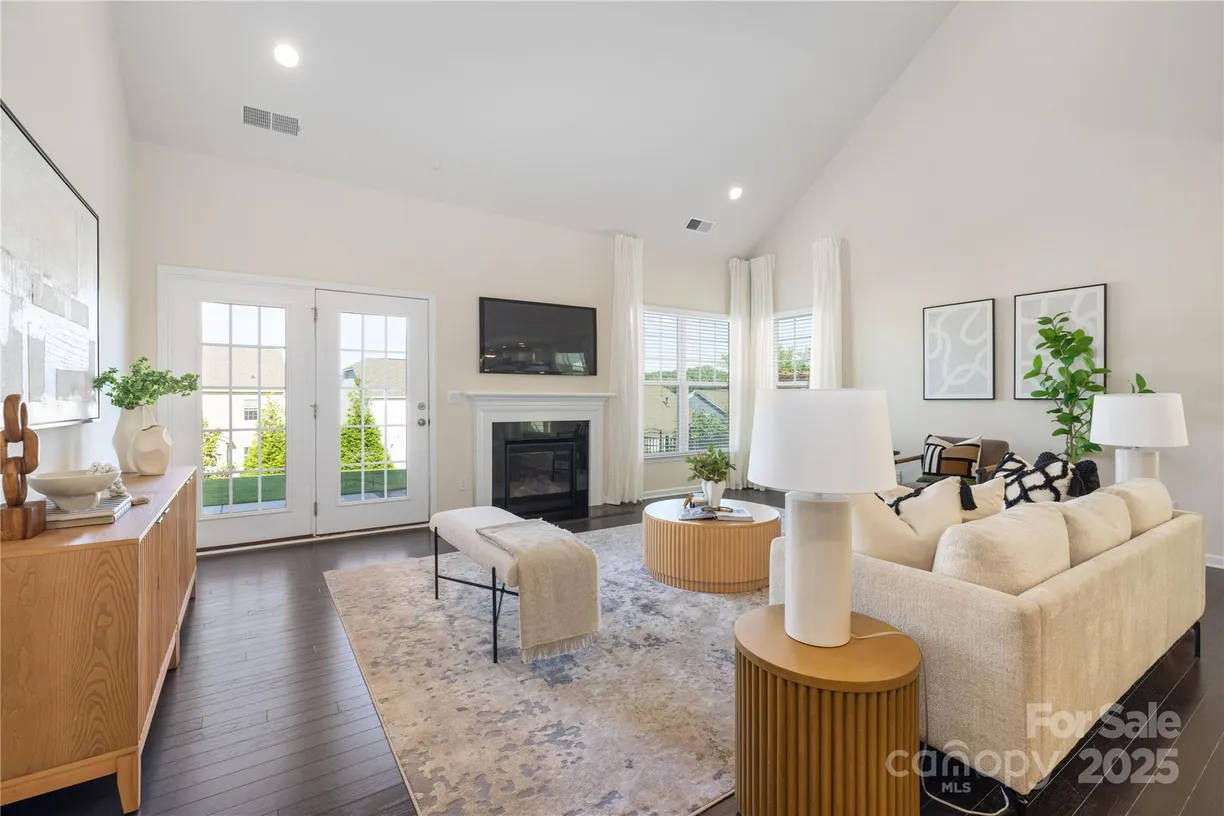 Charlotte Real Estate | View 1005 Argentium Way | 4 Beds, 3 Baths