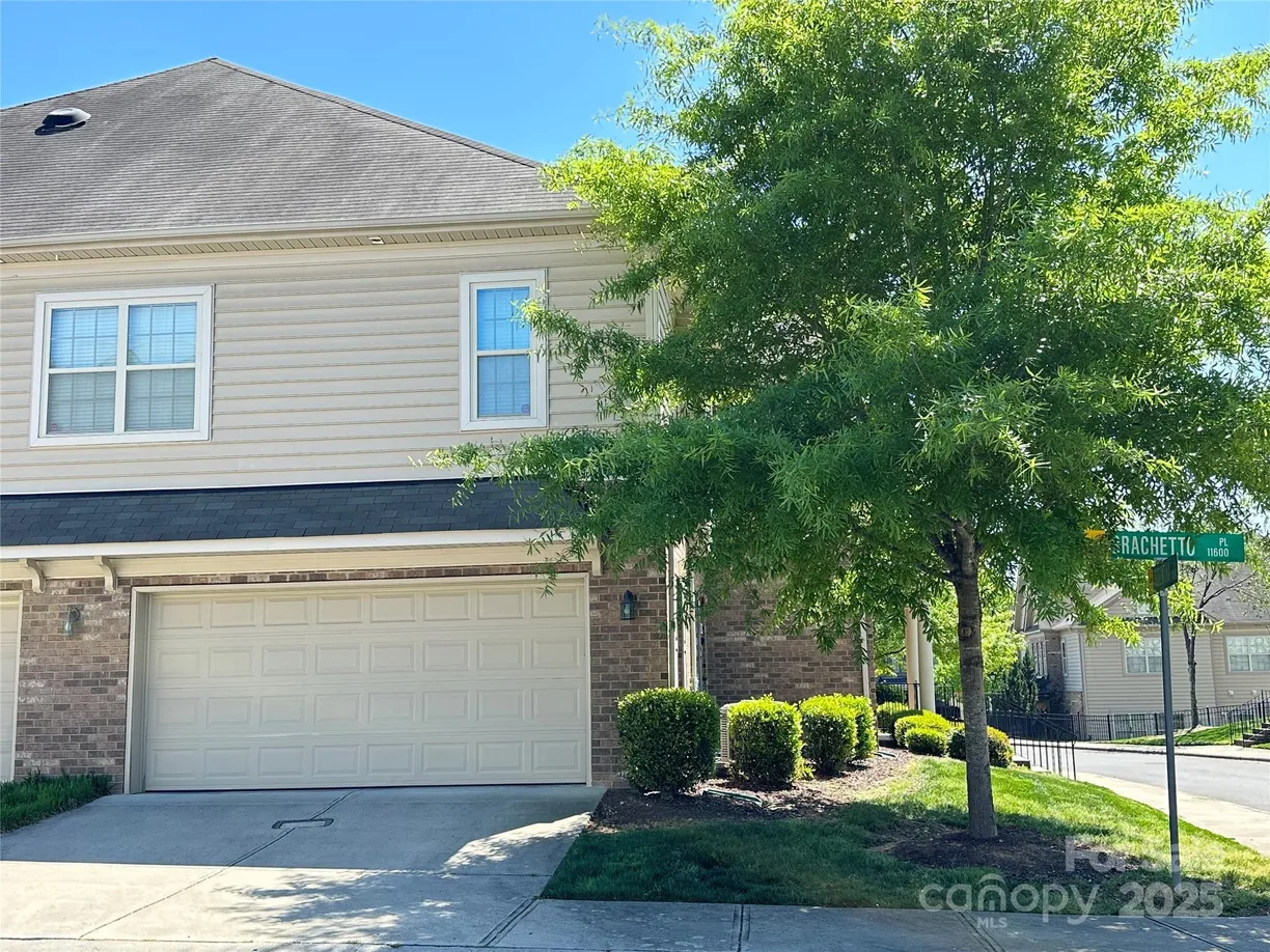 Charlotte Real Estate | View 12421 Fiorentina Street | Listing