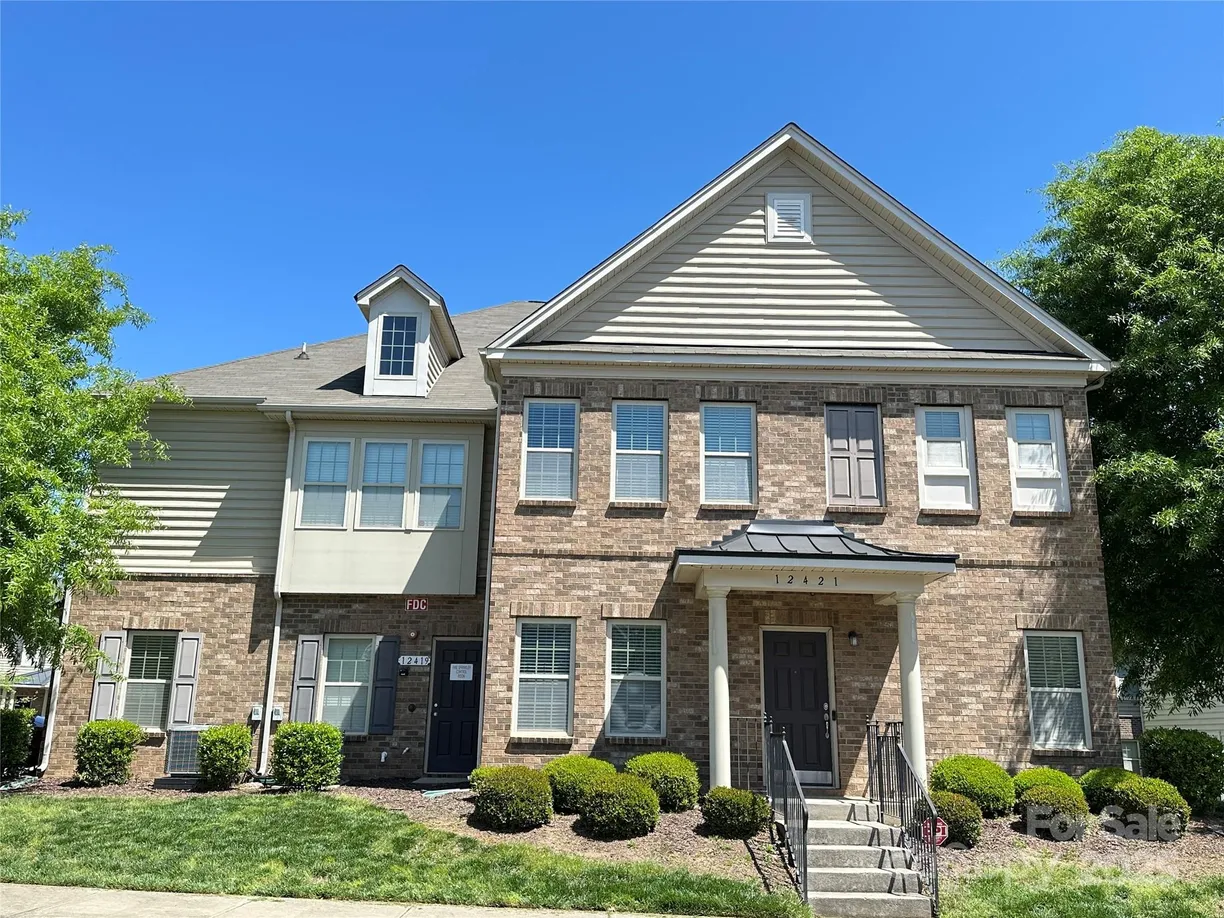 Charlotte Real Estate | View 12421 Fiorentina Street | 3 Beds, 2 Baths