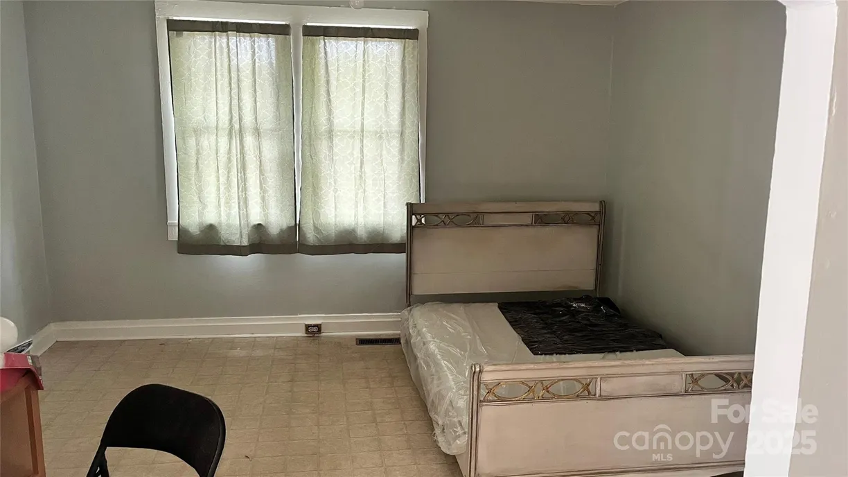 Charlotte Real Estate | View 116 Morning Glory Avenue | Listing