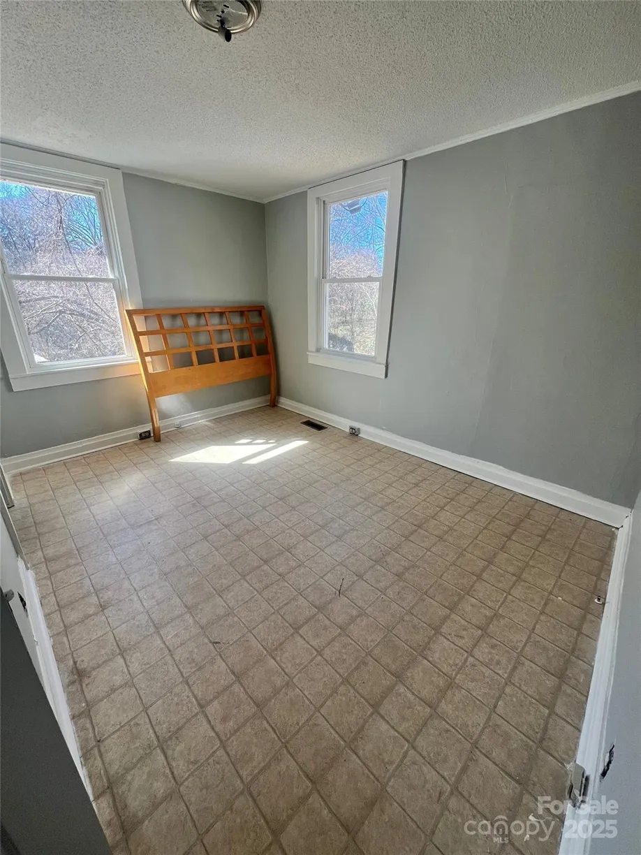 Charlotte Real Estate | View 116 Morning Glory Avenue | Listing