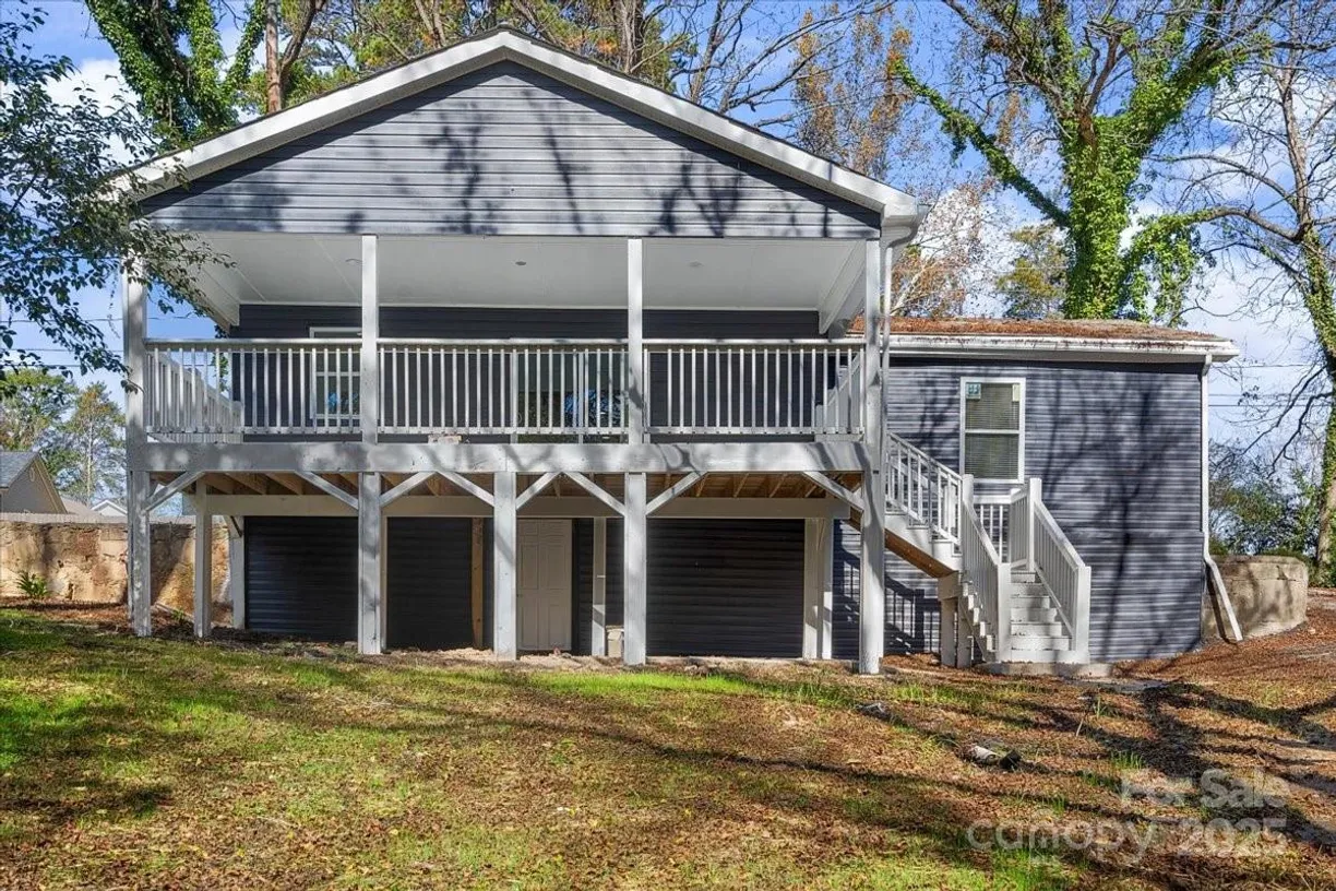 Charlotte Real Estate | View 2403 Mary Avenue | 3 Beds, 2 Baths