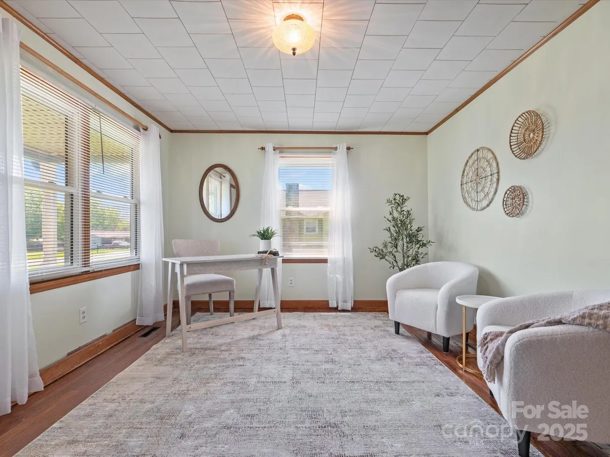 Charlotte Real Estate | View 714 S 8th Street | Listing