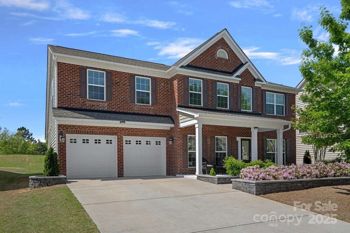 Charlotte Real Estate | View 9867 Travertine Trail | 5 Beds, 4 Baths