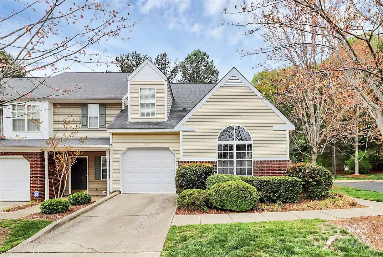 Charlotte Real Estate | View 11539 Delores Ferguson Lane | 3 Beds, 2 Baths