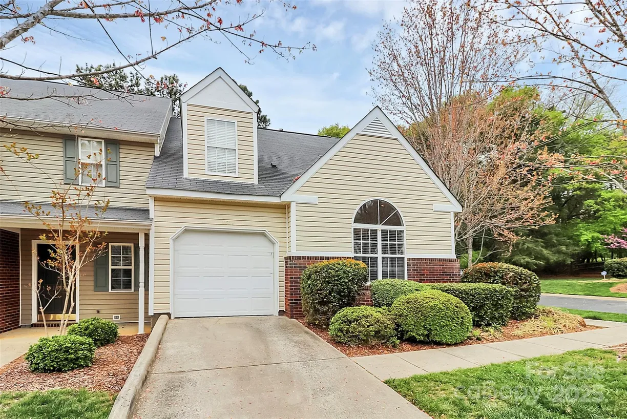 Charlotte Real Estate | View 11539 Delores Ferguson Lane | Listing
