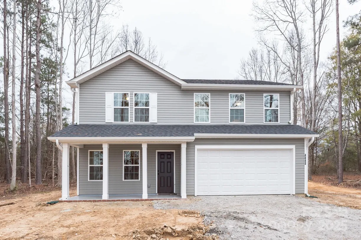Charlotte Real Estate | View 4149 River Run Circle | 3 Beds, 2 Baths