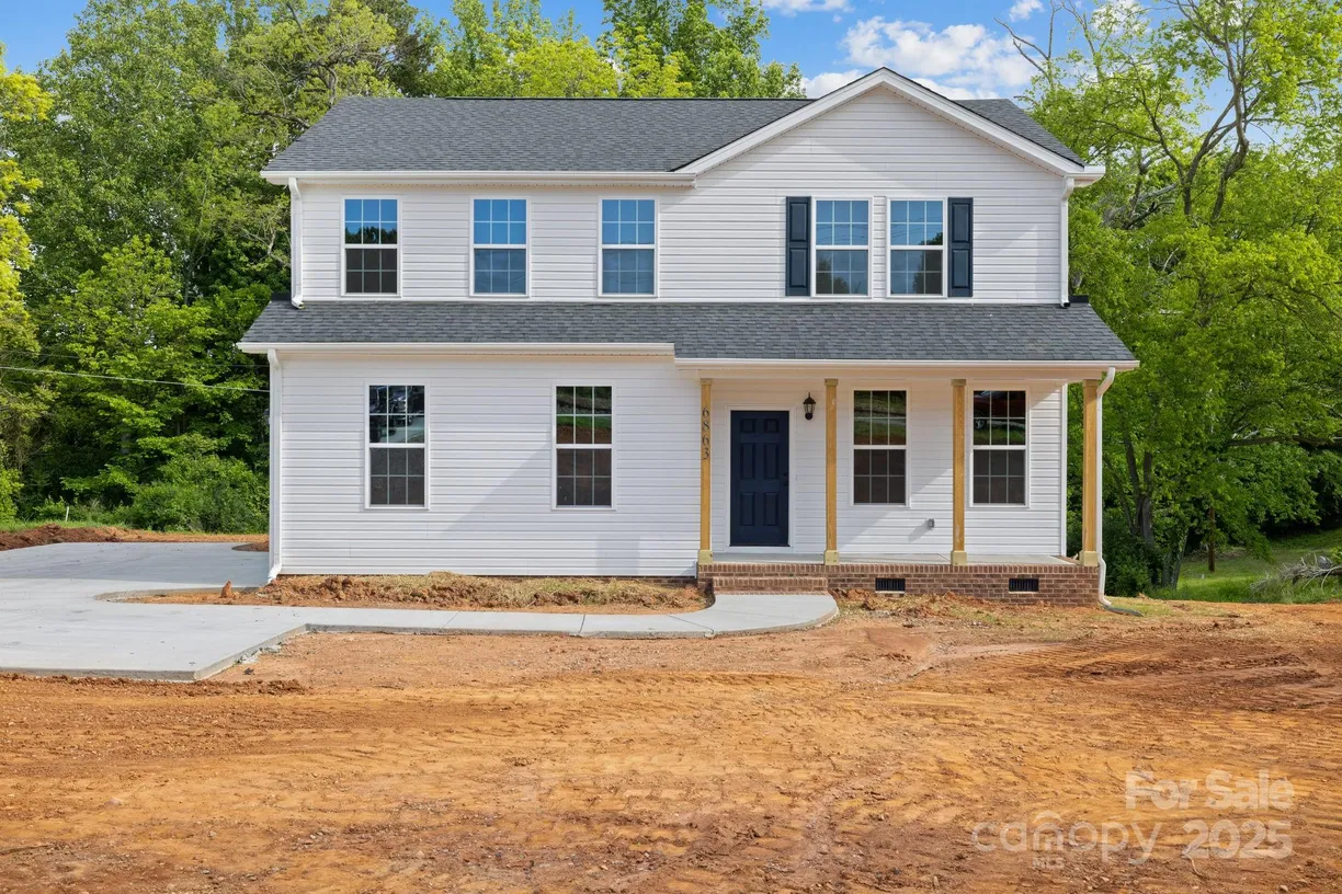 Charlotte Real Estate | View 4175 River Run Circle | 3 Beds, 2 Baths