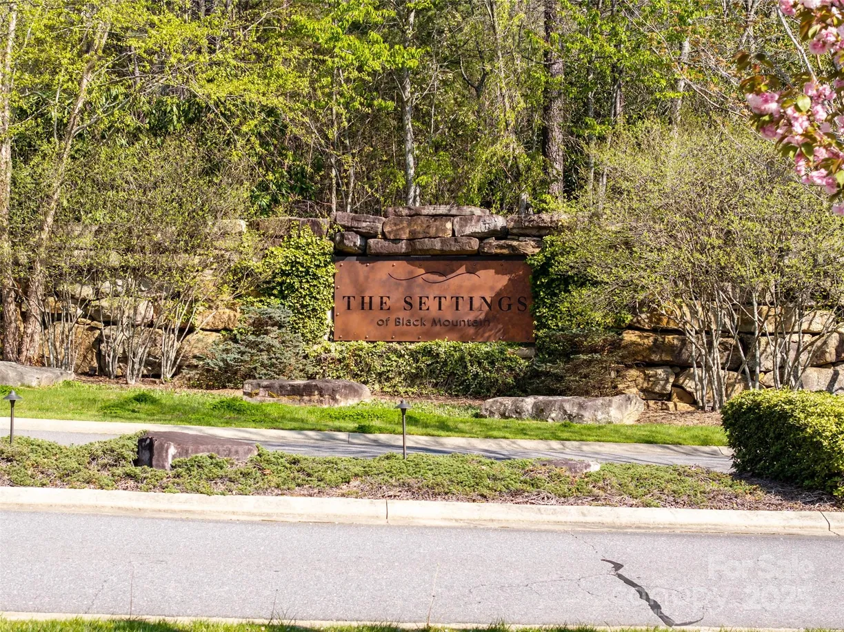 Charlotte Real Estate | View 50 Settings Boulevard | Listing