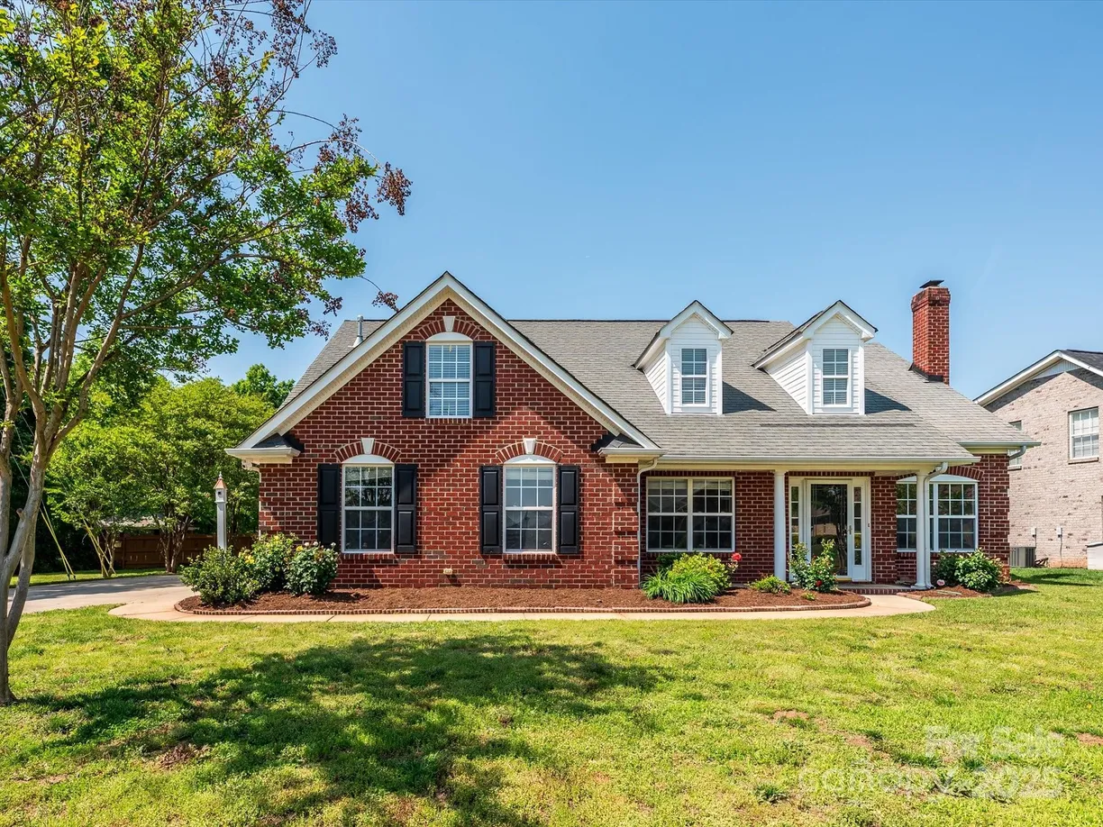 Charlotte Real Estate | View 4203 Ethel Sustar Drive | 4 Beds, 3 Baths