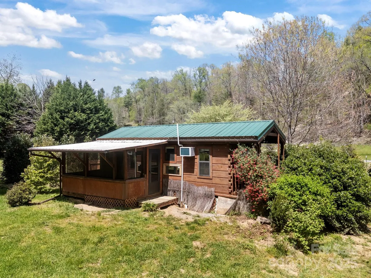 Charlotte Real Estate | View 2978 NC 9 Highway | 1 Bed, 1 Bath
