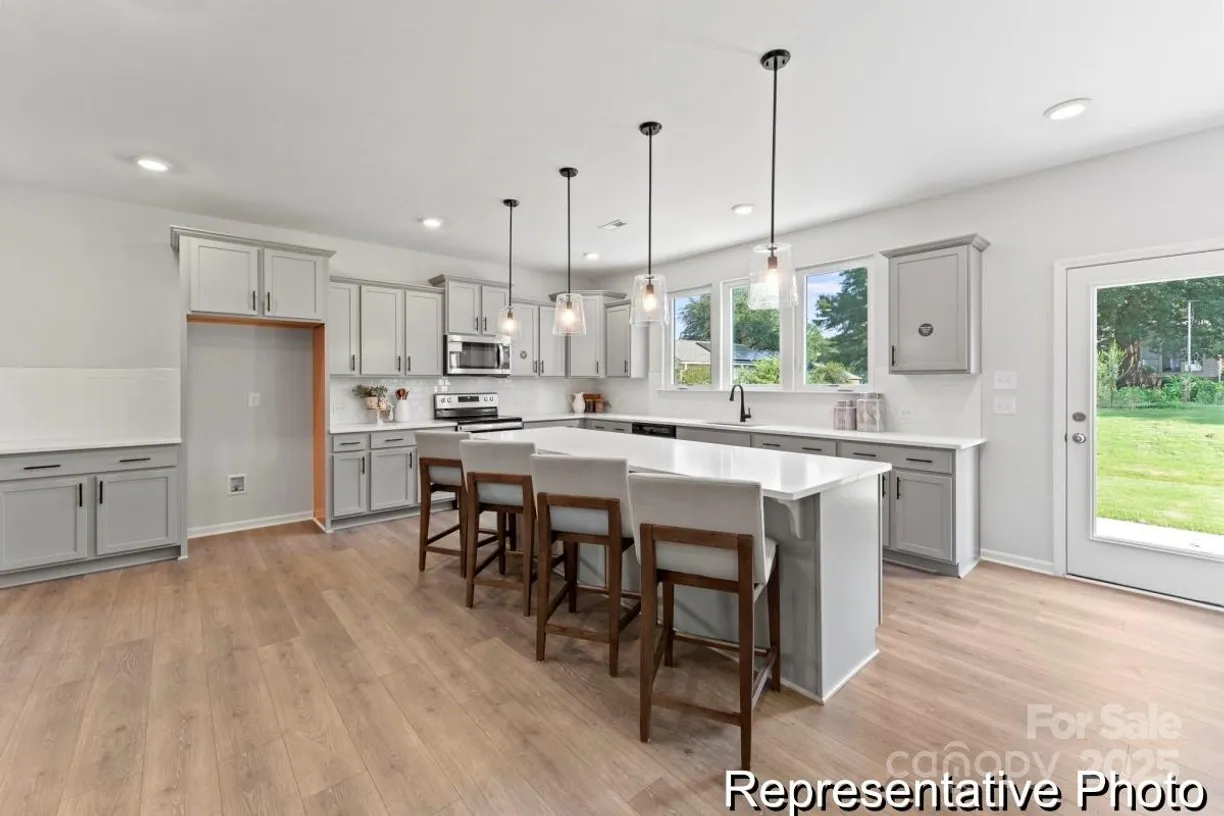 Charlotte Real Estate | View 1194 Links Crossing Drive, 163p | Listing