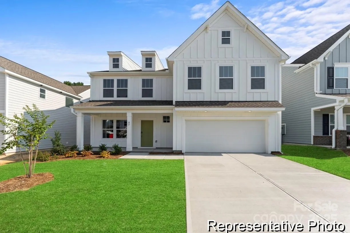 Charlotte Real Estate | View 1194 Links Crossing Drive, 163p | 5 Beds, 3 Baths