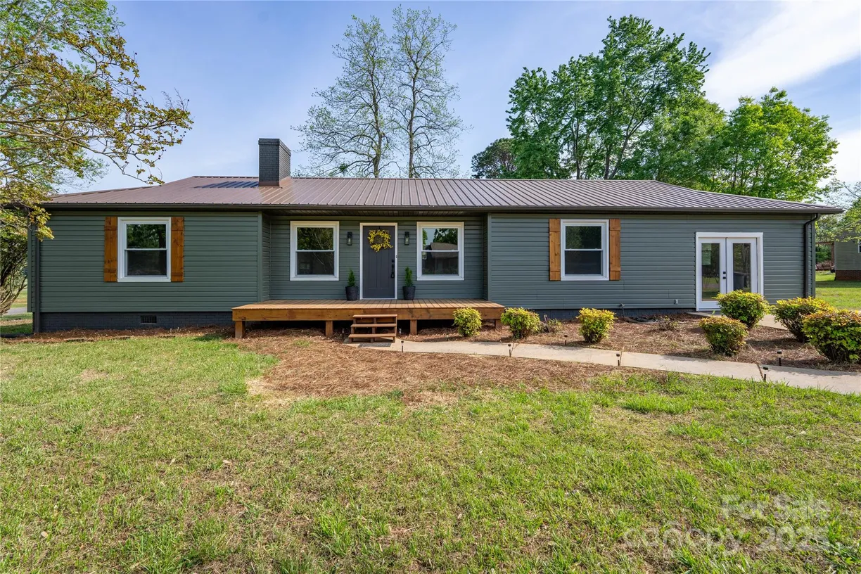 Charlotte Real Estate | View 4115 Conley Street | 3 Beds, 2 Baths