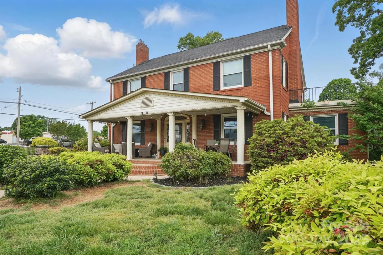 Charlotte Real Estate | View 901 Central Drive | Listing